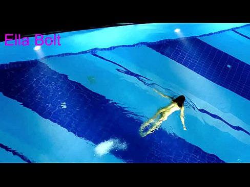 ❤️ මට නැරඹීම නැවැත්විය නොහැක, තරුණ රන්වන්තිය ELLA BOLT නිවාඩු නිකේතනයේ තටාකයේ නිරුවතින් පිහිනීමට හසු විය Hard කාමුක si.porn-evooli.ru ️❤